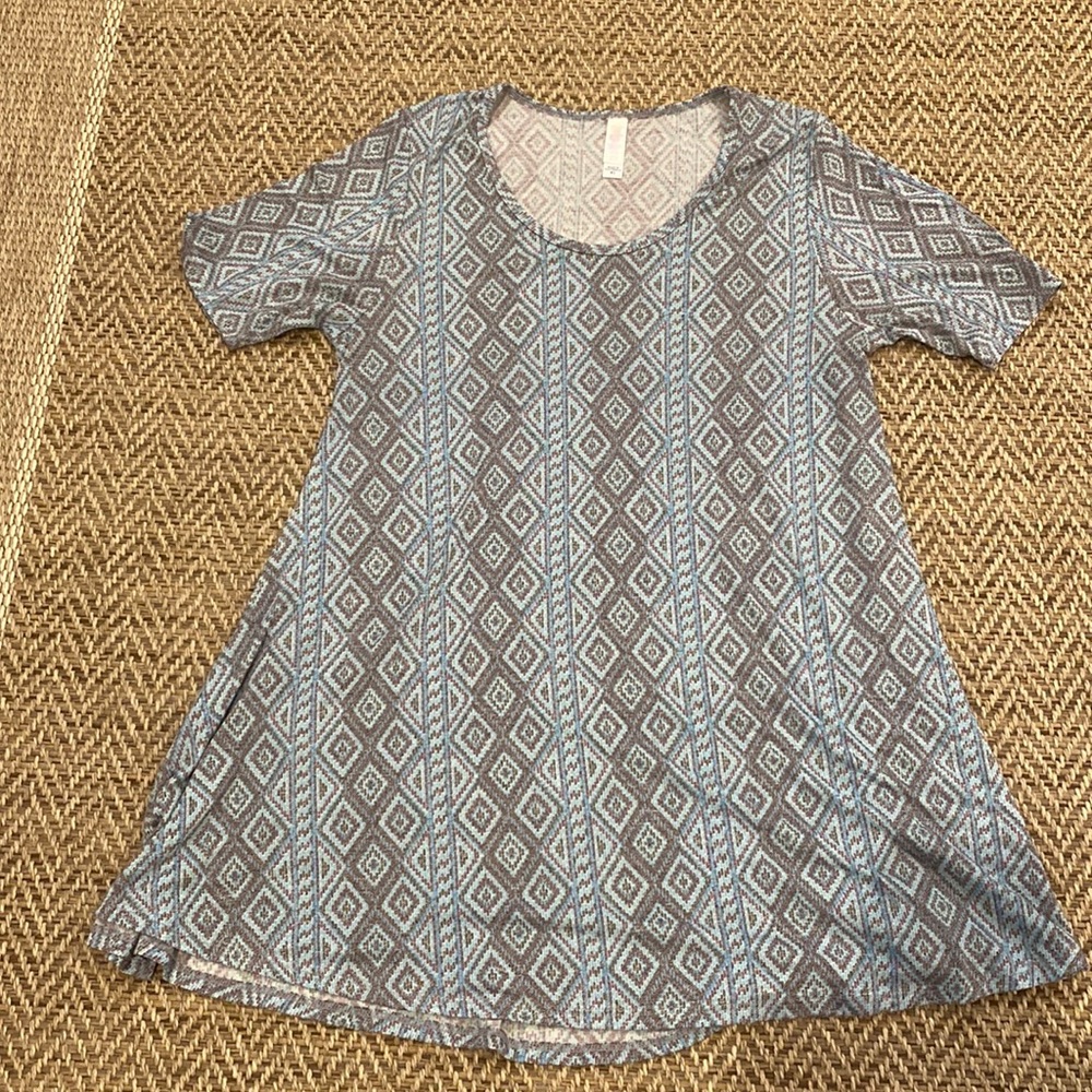 LuLaRoe Perfect T (XS)